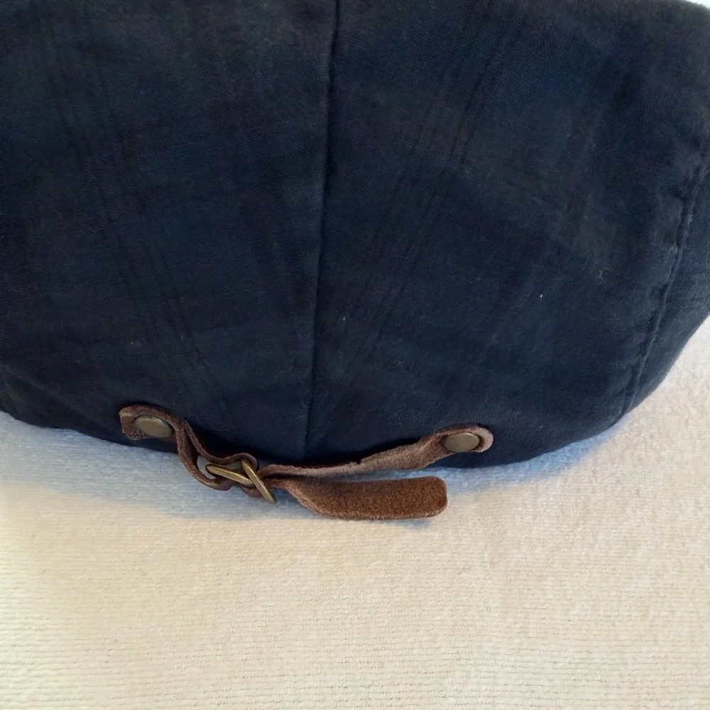 Banana Republic Navy‎ & Olive Plaid Cotton Flat Cap | Classic Driving Style
